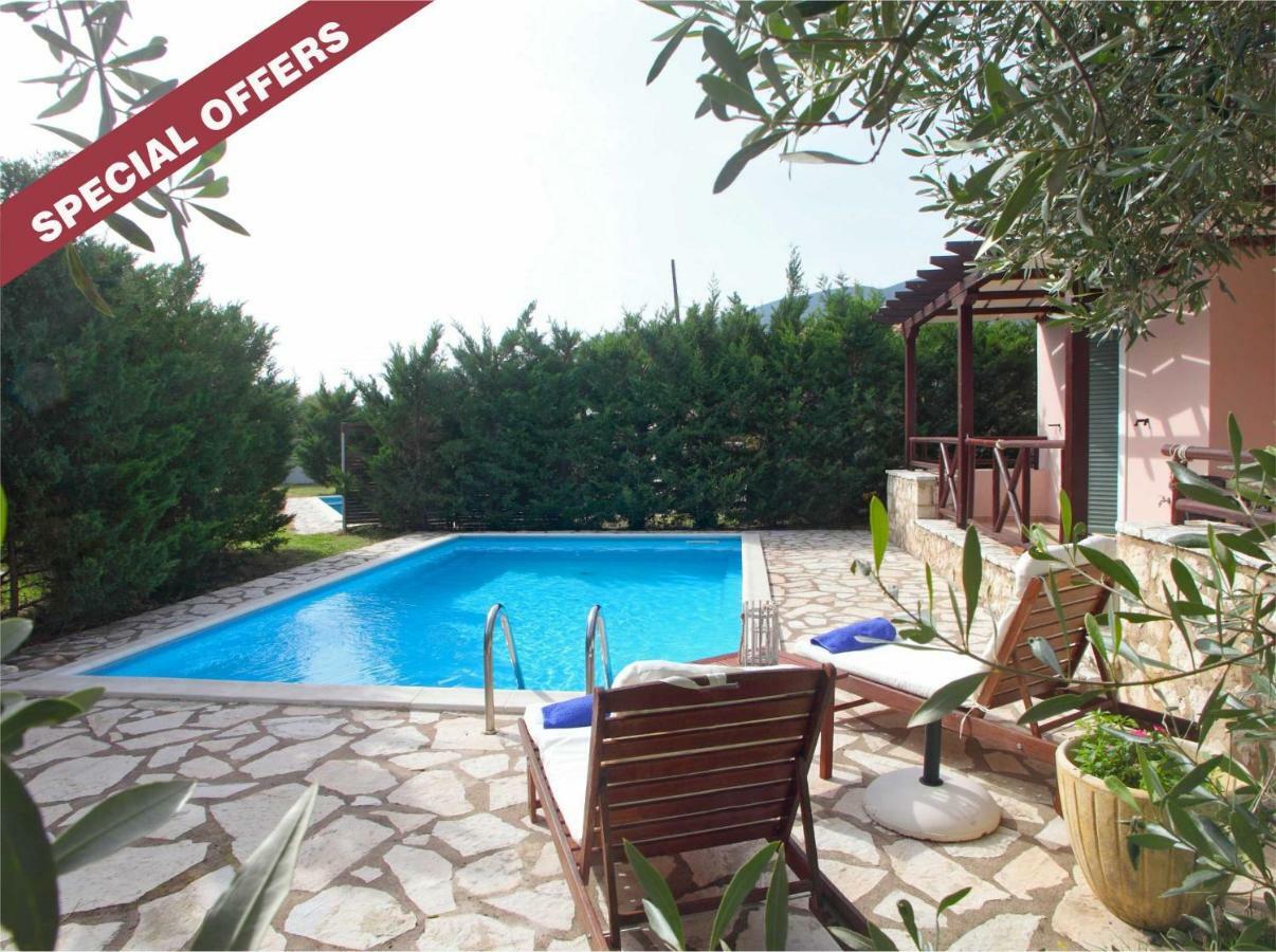 Echinades Resort 瓦西利基 外观 照片